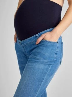 Jojo Maman Bebe JoJo Maman Bébé Light Wash Slim Boyfriend Maternity Jeans -Jojo Maman Bebe 331762s9