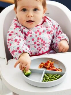 Jojo Maman Bebe JoJo Maman Bébé Pink Strawberry Print Deluxe Sleeved Bib 8 Jojo Maman Bebe JoJo Maman Bébé Pink Strawberry Print Deluxe Sleeved Bib -Jojo Maman Bebe 431441s3