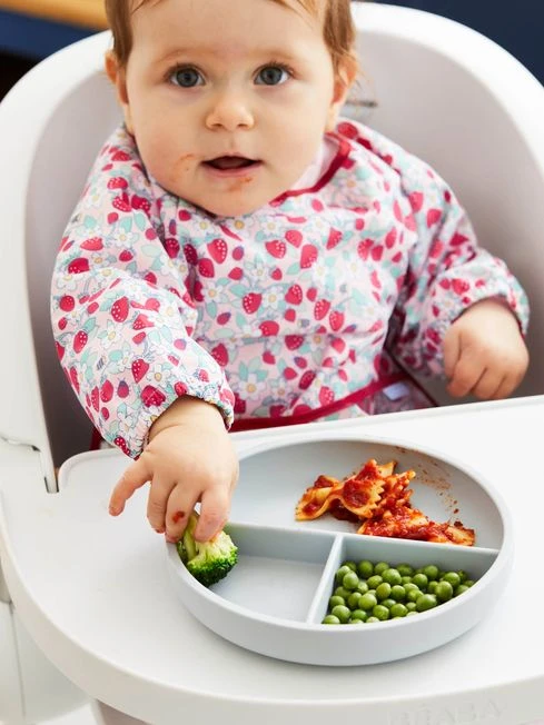 Jojo Maman Bebe JoJo Maman Bébé Pink Strawberry Print Deluxe Sleeved Bib 5 Jojo Maman Bebe JoJo Maman Bébé Pink Strawberry Print Deluxe Sleeved Bib - Image 3