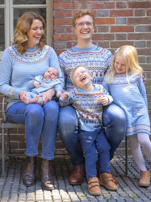 Jojo Maman Bebe JoJo Maman Bébé Blue Snowman Fair Isle Jumper 5 Jojo Maman Bebe JoJo Maman Bébé Blue Snowman Fair Isle Jumper - Image 3