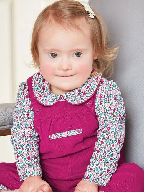 Jojo Maman Bebe JoJo Maman Bébé Ditsy Floral Peter Pan Body 4 Jojo Maman Bebe JoJo Maman Bébé Ditsy Floral Peter Pan Body - Image 2